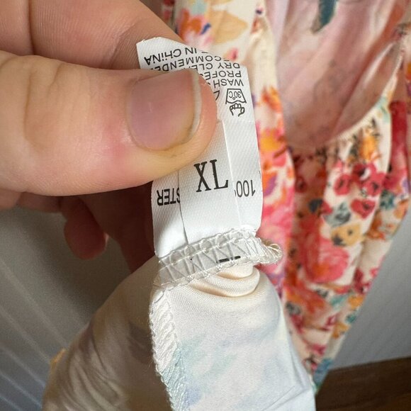 Ivory Floral Halter Style Backless Maxi Dress A43 - Picture 7 of 11